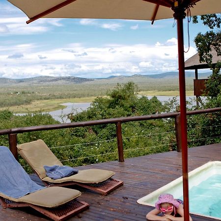 Nkwazi Lake Lodge Pongola Esterno foto