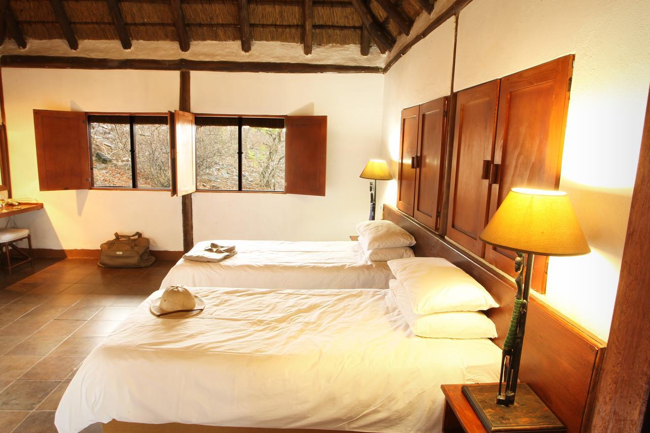 Nkwazi Lake Lodge Pongola Esterno foto